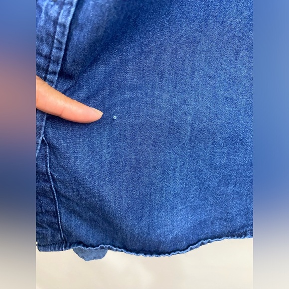 Torrid Women’s Size 3X Taylor Medium Wash Denim Button-Down Shirt - Picture 7 of 10